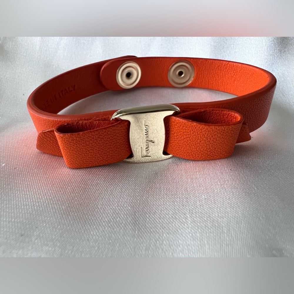 Salvatore Ferragamo Vara bow Leather Bracelet